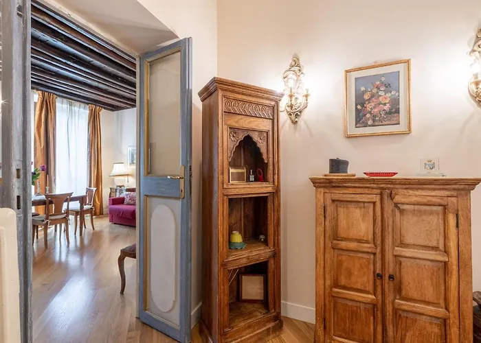 Apartment Dimora Coronari Rome