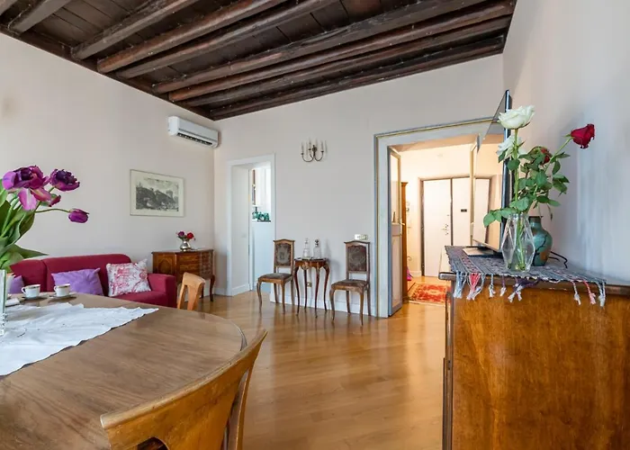 Dimora Coronari Roma