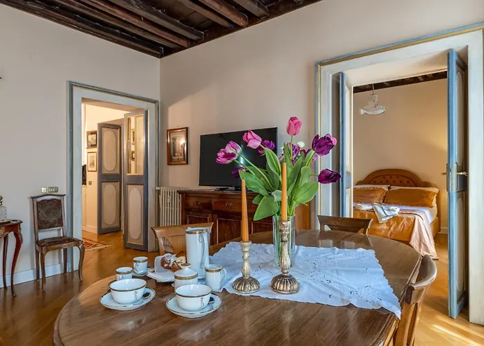 Dimora Coronari Апартаменты *